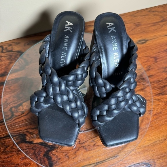 Anne Klein Aiden Chunky Platform Block Heel - Black Faux Leather - Size 5.5 - Picture 3 of 14